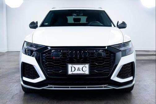 2023 Audi RS Q8 4.0T
