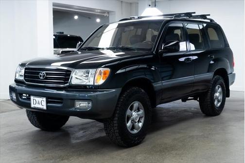 2002 Toyota Land Cruiser Base