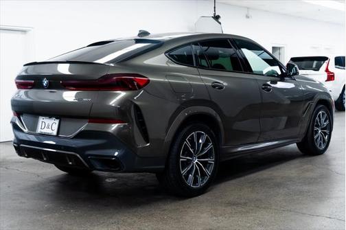 2022 BMW X6 xDrive40i