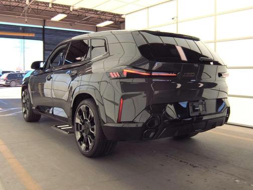 2023 BMW XM Bowers & Wilkins Sound Massage Seats