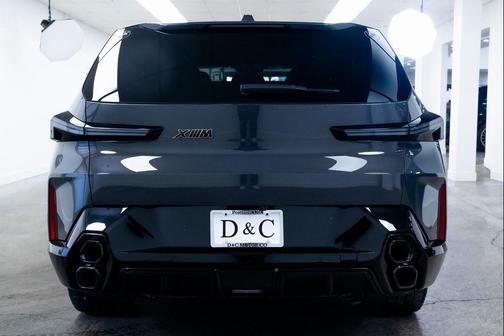 2023 BMW XM Bowers & Wilkins Sound Massage Seats