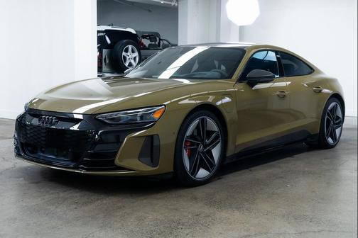 2022 Audi RS e-tron GT quattro