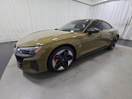 2022 Audi RS e-tron GT quattro