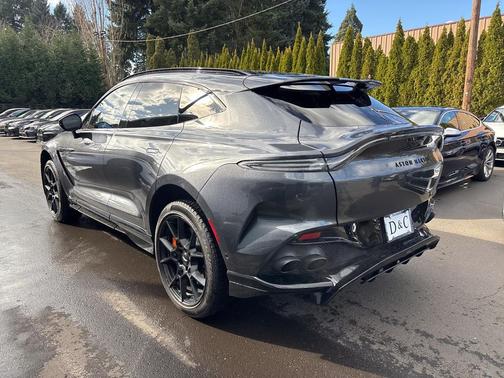 2023 Aston Martin DBX 707