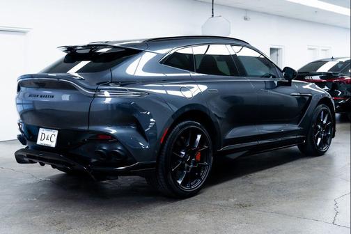 2023 Aston Martin DBX 707