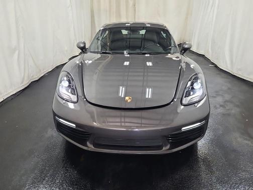 Agate Grey Metallic 2017 Porsche 718 Cayman T