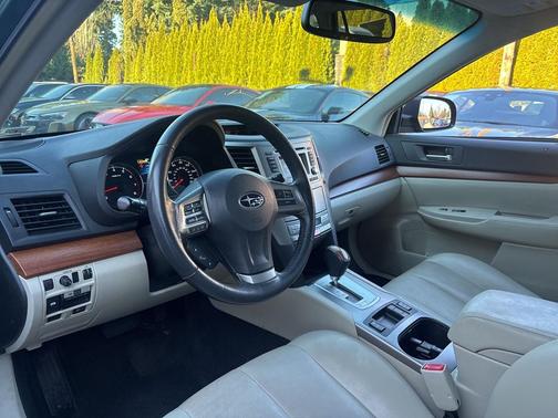2013 Subaru Outback 2.5i Limited