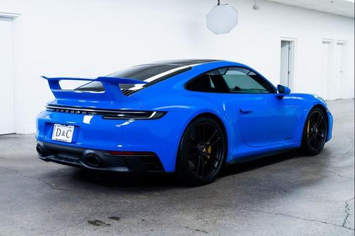 2022 Porsche 911 Carrera GTS