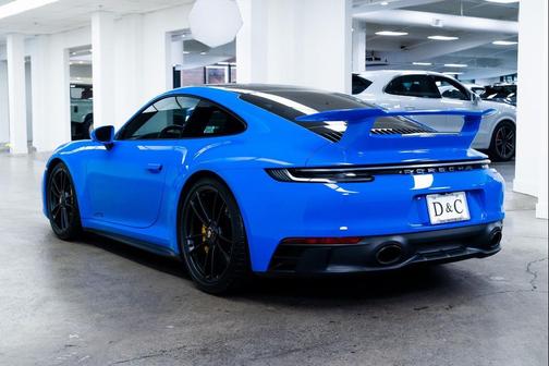 2022 Porsche 911 Carrera GTS