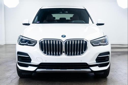 2023 BMW X5 PHEV xDrive45e
