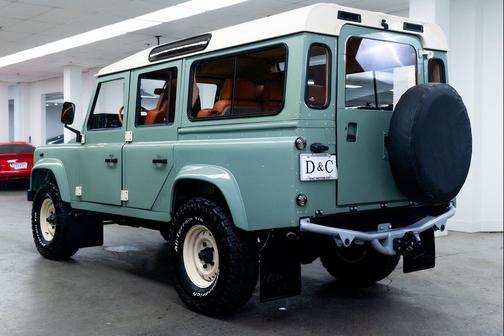 1987 Land Rover Defender 5-Speed Manual Heated Seats 3rd Row Seating