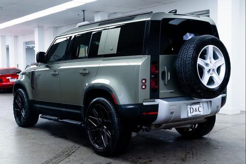 2021 Land Rover Defender 110 SE