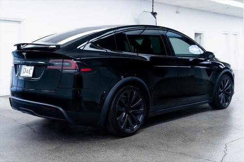 2022 Tesla Model X Dual Motor All-Wheel Drive