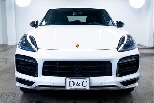 2022 Porsche Cayenne Cayenne