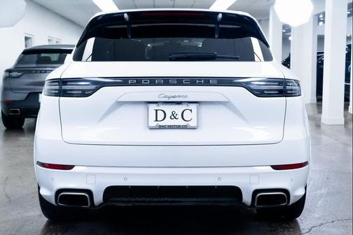 2022 Porsche Cayenne Cayenne