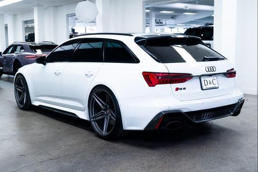 Glacier White Metallic 2021 Audi RS 6 Avant 4.0T