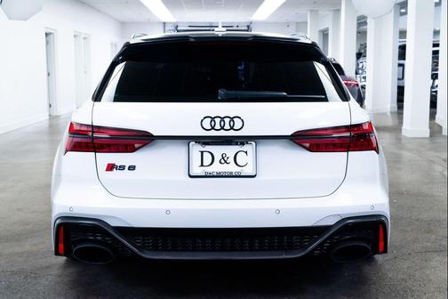 Glacier White Metallic 2021 Audi RS 6 Avant 4.0T