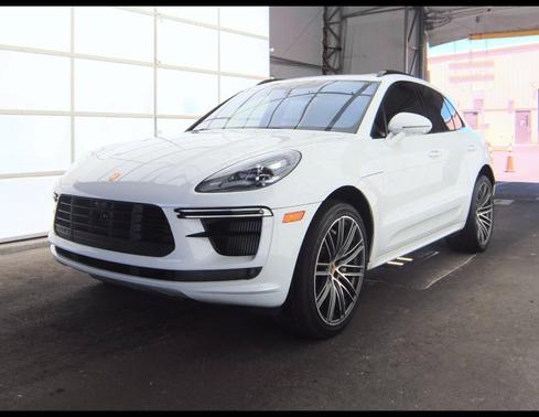 Carrara White Metallic 2020 Porsche Macan Macan Turbo