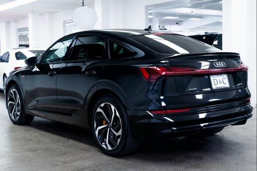 2022 Audi e-tron Sportback S line Premium Plus