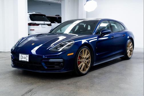 2021 Porsche Panamera GTS