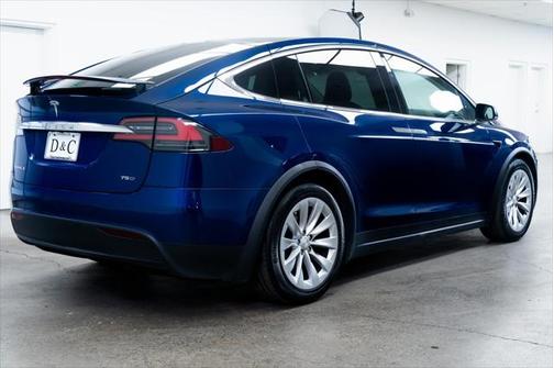 2016 Tesla Model X 75D