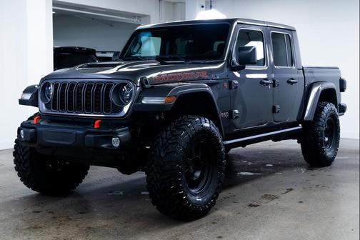 2025 Jeep Gladiator Mojave X