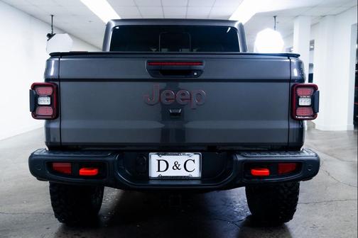 2025 Jeep Gladiator Mojave X