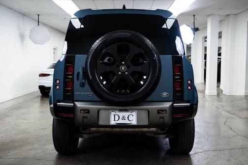2021 Land Rover Defender 110 X-Dynamic SE