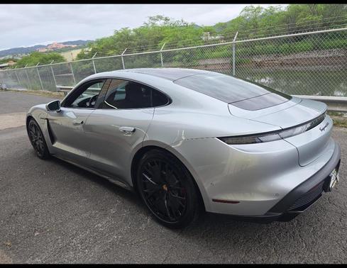 Dolomite Silver Metallic 2022 Porsche Taycan GTS
