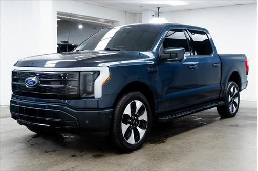 2022 Ford F-150 Lightning Platinum