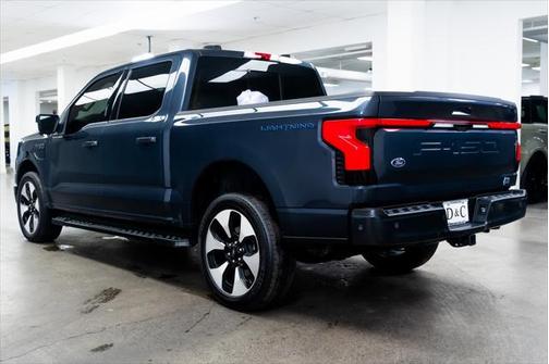 2022 Ford F-150 Lightning Platinum