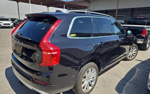 2019 Volvo XC90 T6 Momentum