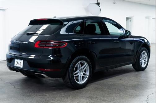 2018 Porsche Macan Base