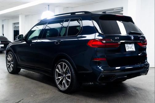 2020 BMW X7 M50i