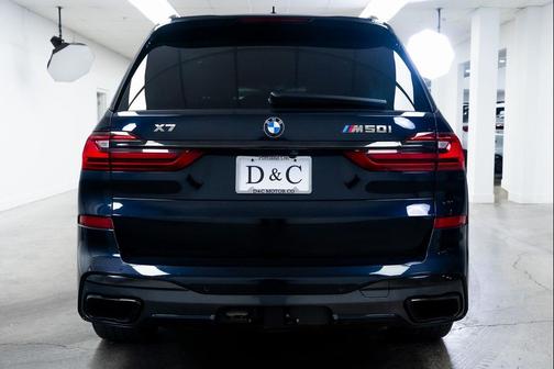 2020 BMW X7 M50i