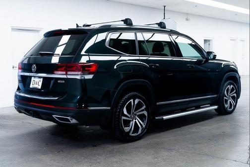 Racing Green 2021 Volkswagen Atlas S