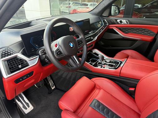 Black Sapphire Metallic 2026 BMW X5 M Base