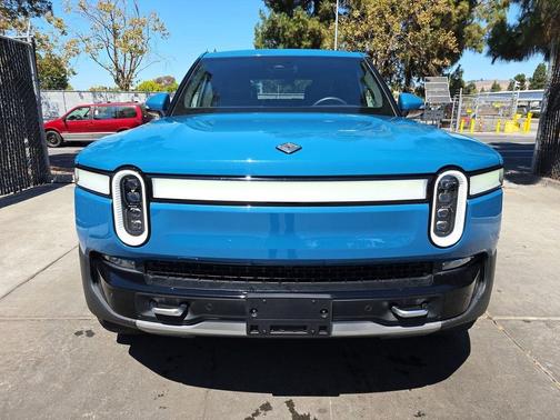 2022 Rivian R1T Launch Edition