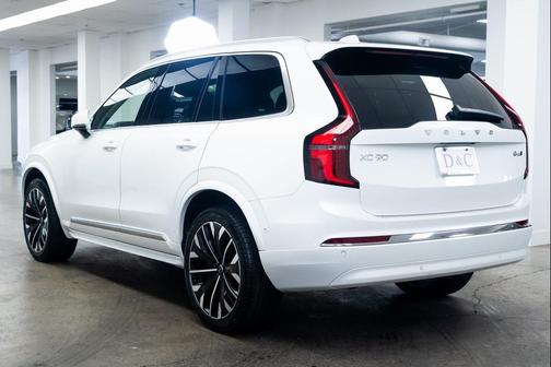 2025 Volvo XC90 B6 Ultra