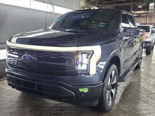 2022 Ford F-150 Lightning Platinum