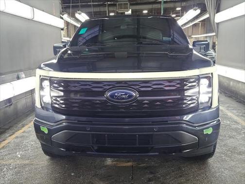 2022 Ford F-150 Lightning Platinum