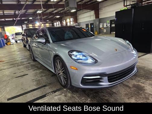 Chalk 2018 Porsche Panamera 4S