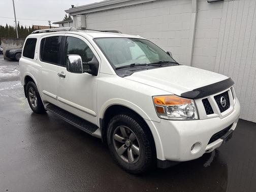2011 Nissan Armada SV
