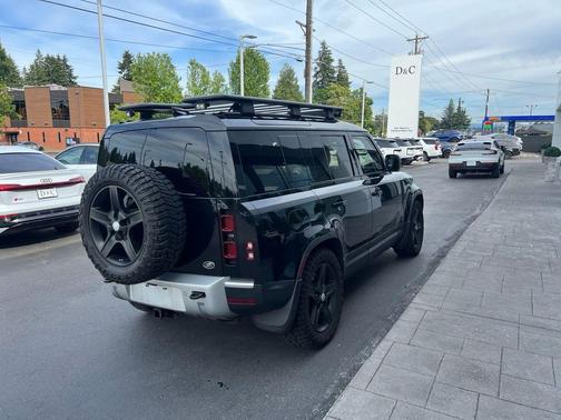 Santorini Black Metallic 2020 Land Rover Defender 110 SE