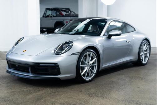 2021 Porsche 911 Carrera 4