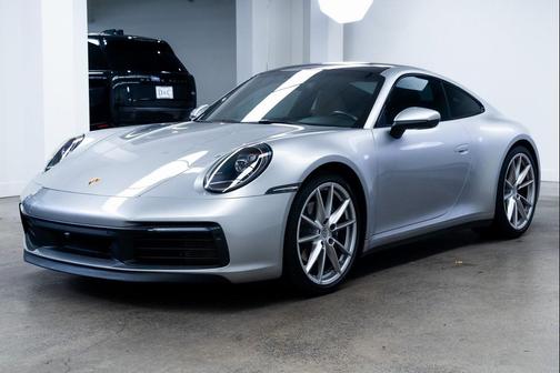 2021 Porsche 911 Carrera 4
