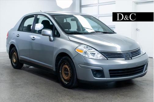 2009 Nissan Versa 1.8 S