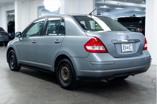 2009 Nissan Versa 1.8 S