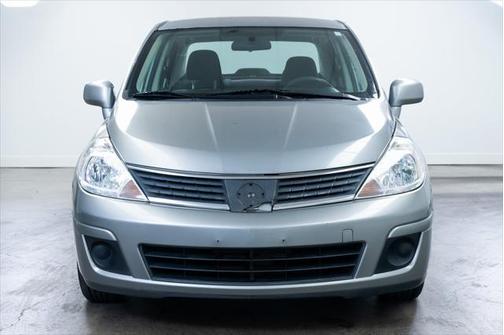 2009 Nissan Versa 1.8 S