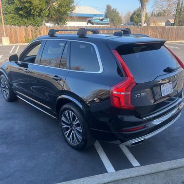 2021 Volvo XC90 T5 Momentum